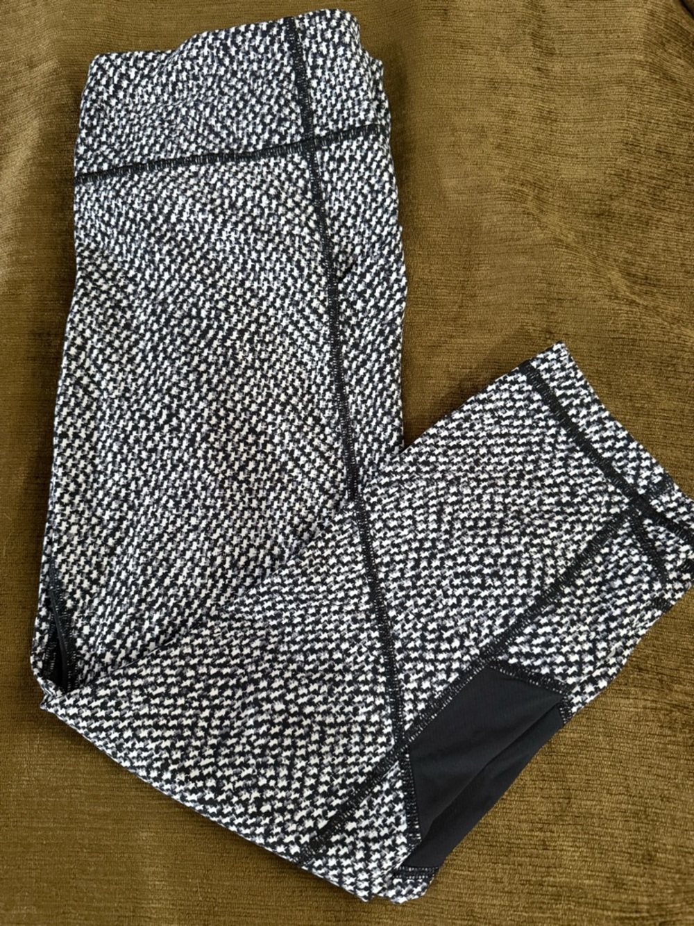 Black & White Tweed-Pattern Leggings with Contrast Panels